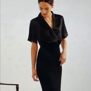 Modern Citizen Frankie V Neck Blouse